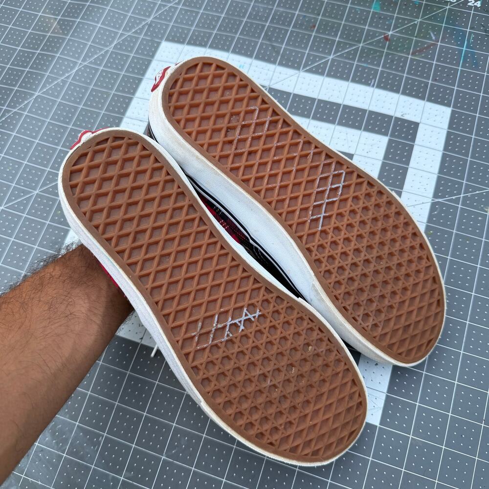 Plaid Vans Authentics - Picture 5 of 5